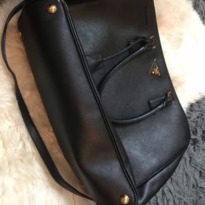 Extra large Galleria saffiano leather bag